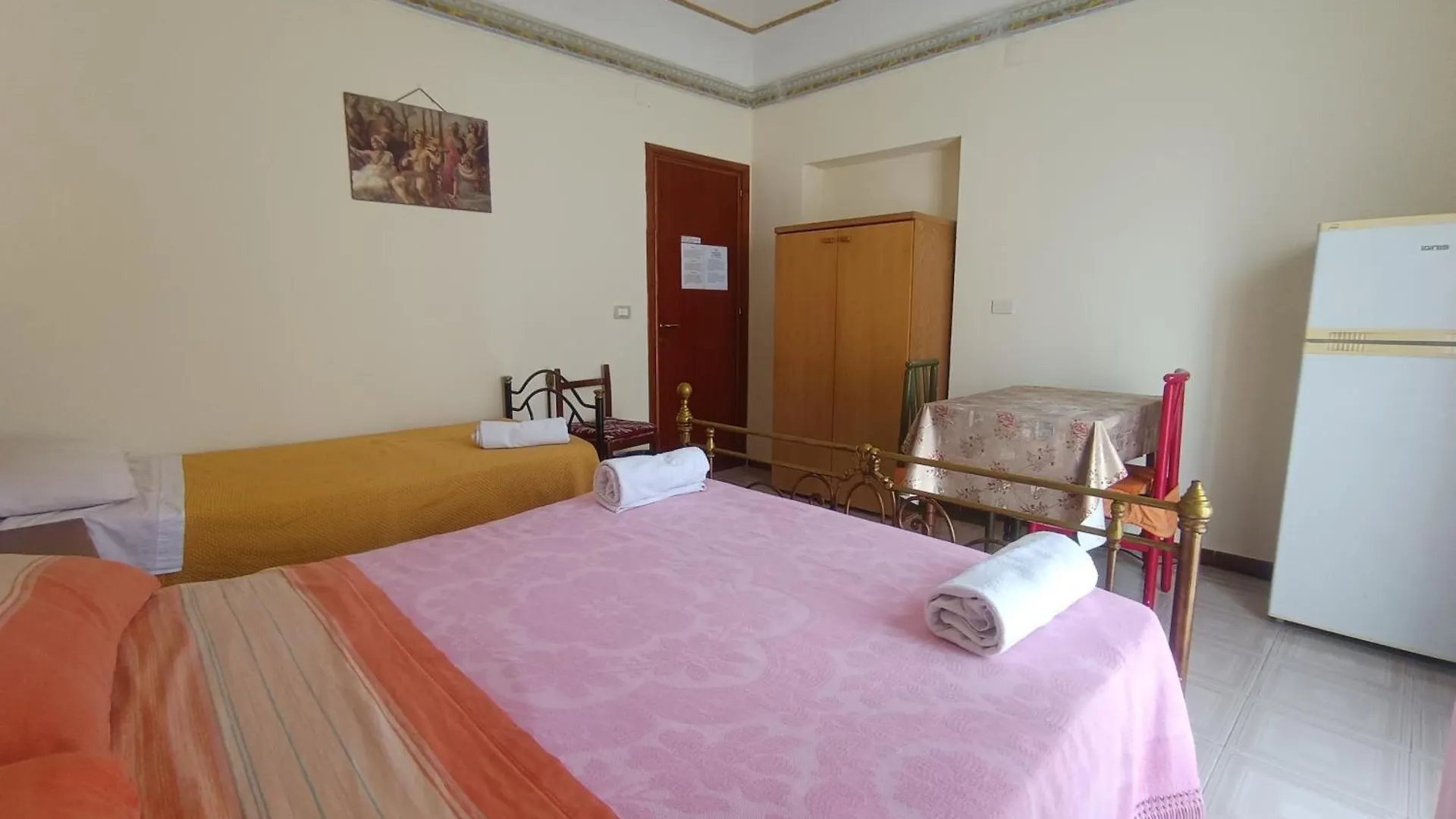 Homestay Alloggio Dei Mille Palermo