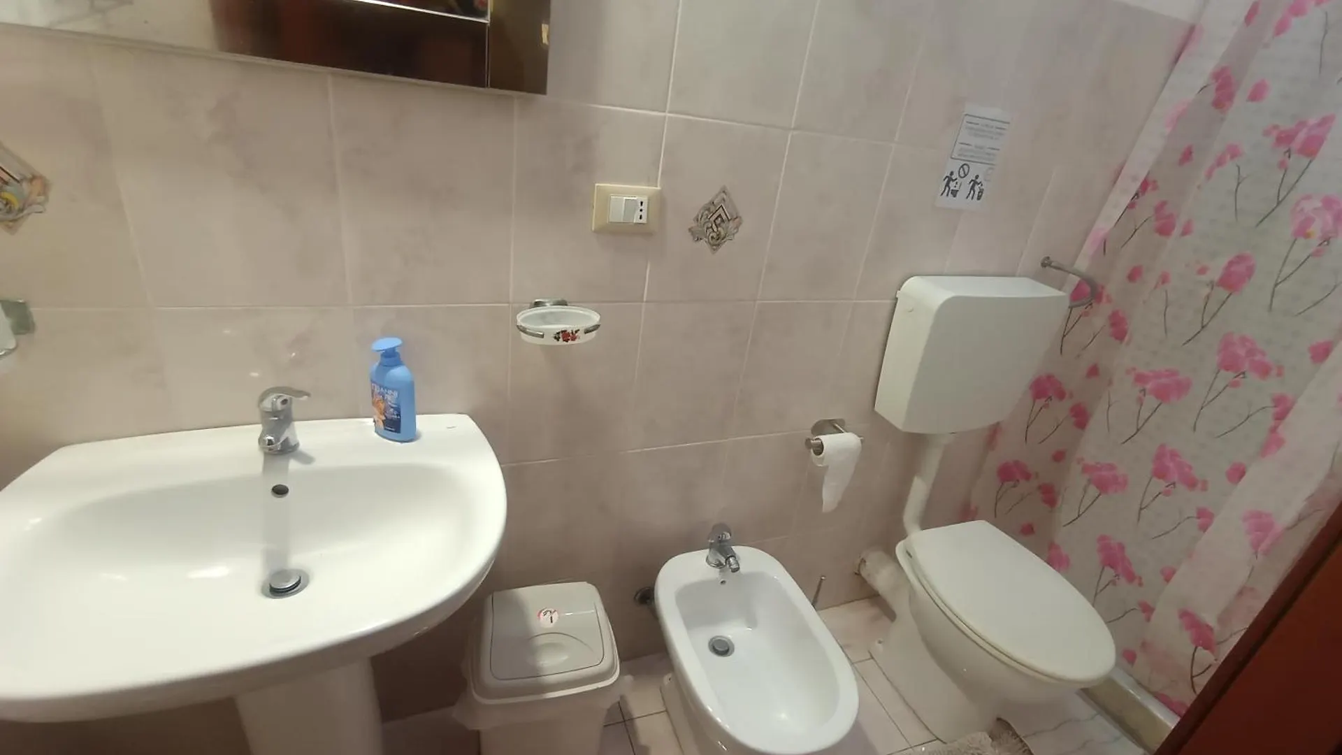 Homestay Alloggio Dei Mille Palermo Italy